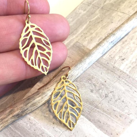 14K gold/Sterling Small Leaf cut out Earrings - Picture 3 of 4
